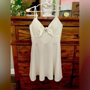 Sz Small white dress-never worn